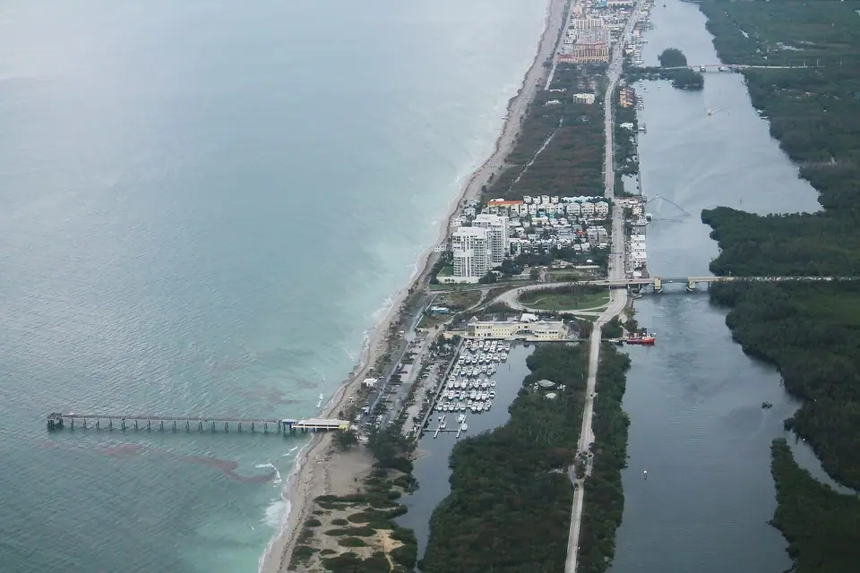 Aerial view of the Dania Beach Pier, marina and Intracoastal in Dania Beach, FL
